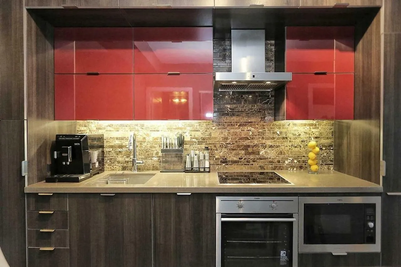 Bright Condo In The Heart Of Toronto